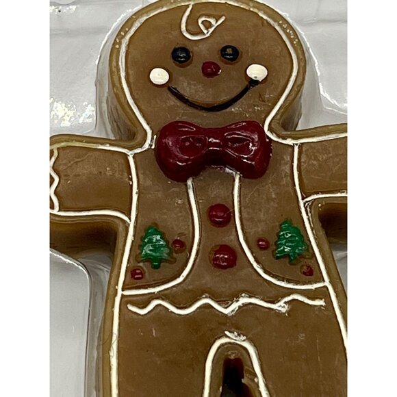Adorable Little Ginger Bread Boy and Girl Novelty Christmas Candles 5" x 3" - Picture 2 of 5